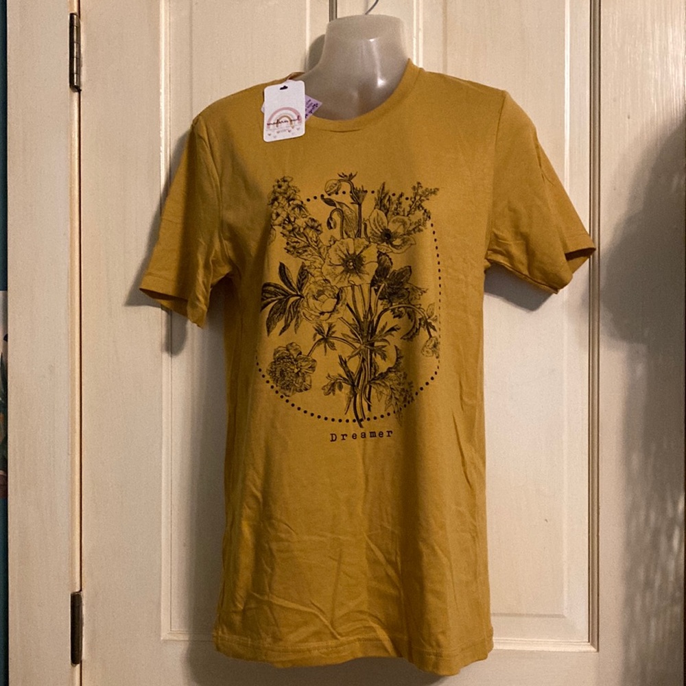 Canvas& Bella t shirt